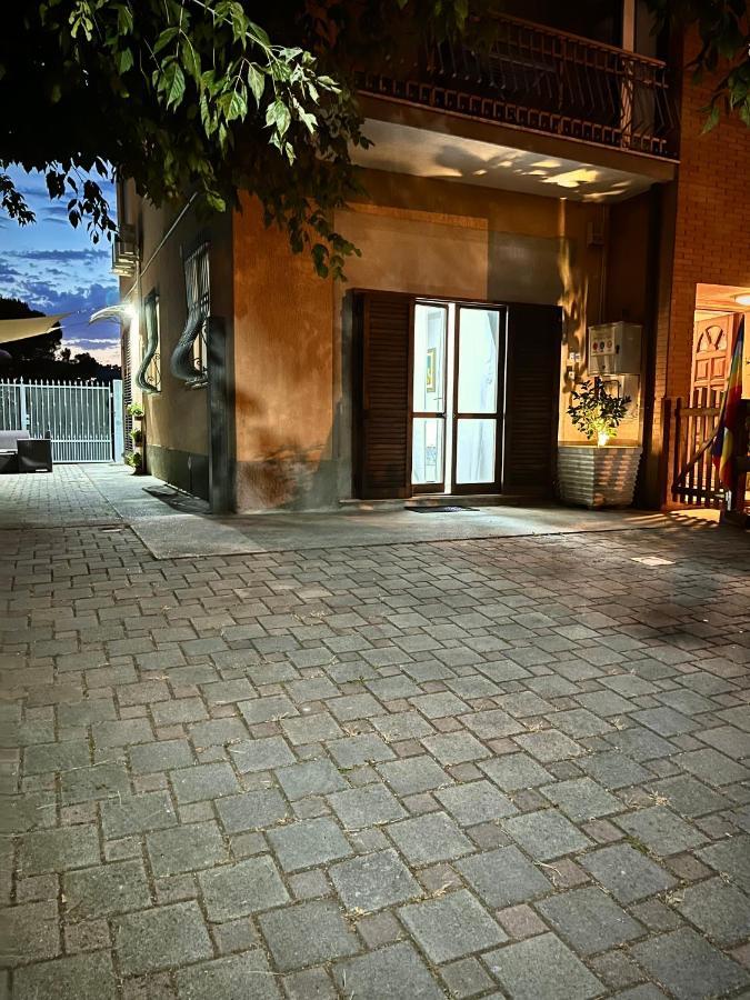 Monolocali B&B Santa Maria Apparente Чивитанова-Марке Экстерьер фото