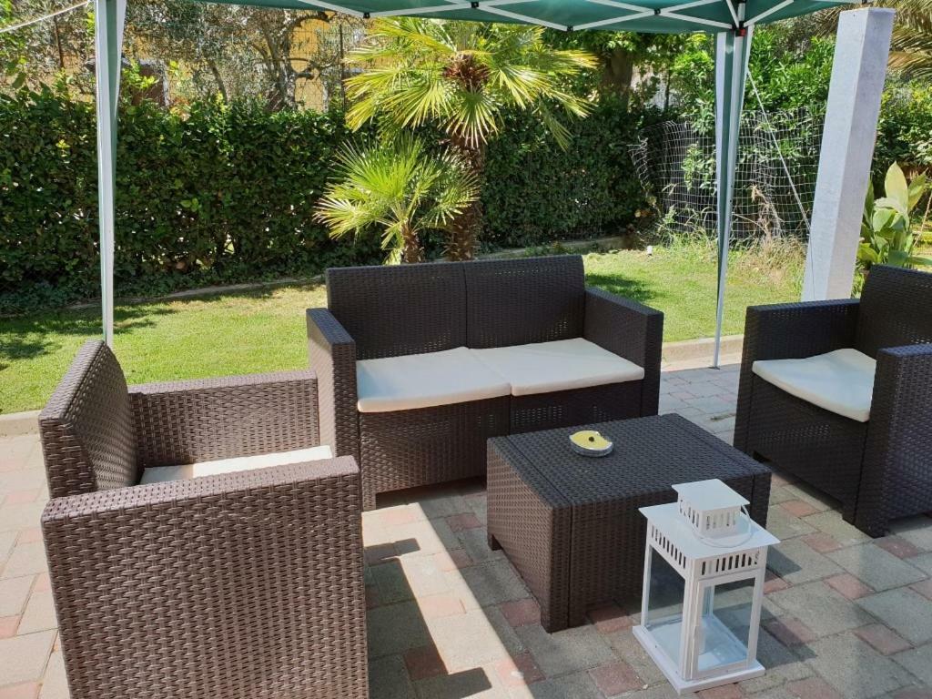 Monolocali B&B Santa Maria Apparente Чивитанова-Марке Экстерьер фото