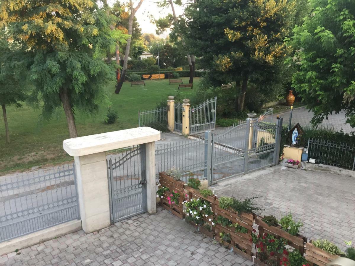 Monolocali B&B Santa Maria Apparente Чивитанова-Марке Экстерьер фото